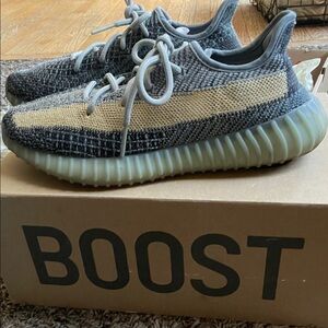 Adidas Yeezy Boost 350 V2 in Gray and Cream